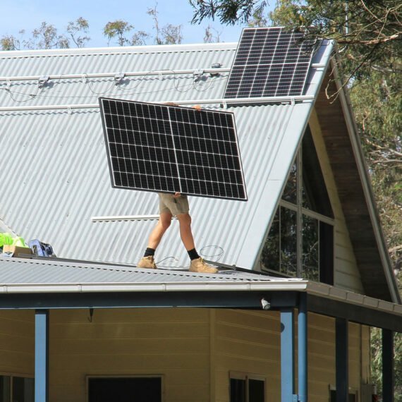 How Does a Solar Panel Optimiser Work? Max Solar Production